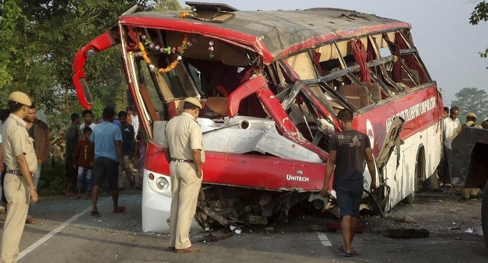 Bus plunges into irrigation canal killing eight in South India 